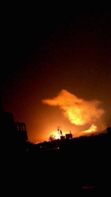 طيران التحالف يقصف قيادة الأمن المركزي والاستاد الرياضي بمدينة ذمار
