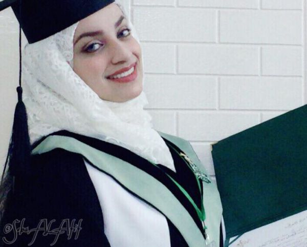 الطالبة اليمنية صبا العفيف تحكي لـ(الموقع بوست) قصة نجاحها وتفوقها داخل السعودية