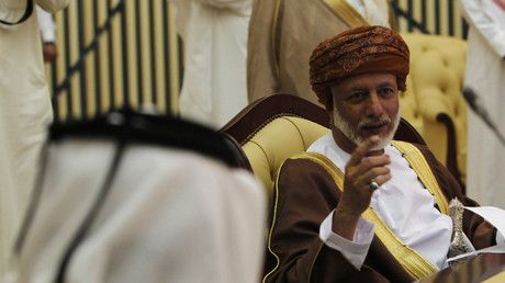 سلطنة عمان تنفي تهريب أي أسلحة للحوثيين عبر أراضيها