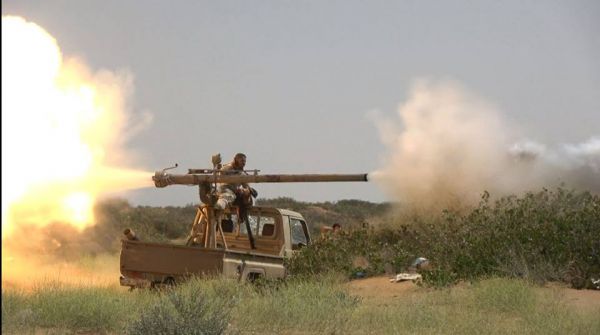 ميدي: قوات الجيش تصدّ هجوم لمليشيا الحوثي والمخلوع وتغنم كمية من الأسلحة (صور)