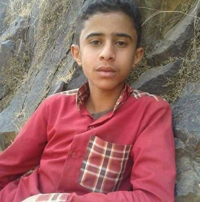 إب : اشتباكات مسلحة بين مشرفي مليشيا الحوثي تؤدي الى مقتل طالب في مذيخرة