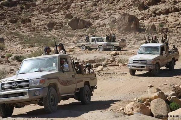 الجيش الوطني يضبط كميات كبيرة من الأسلحة شرق العاصمة صنعاء