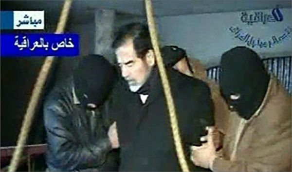 في الذكرى العاشرة لإعدام صدام.. الحريق مستمر