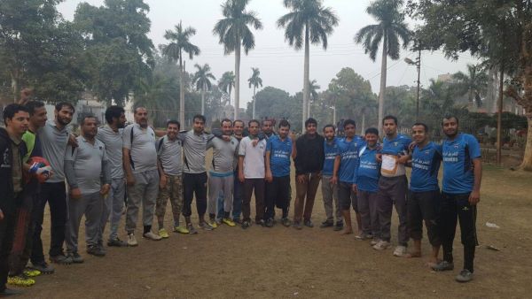 في اطار منافسات الدوري الرياضي الأول لطلاب اليمنيين في الهند فريق الآداب يسحق التجارة بهدفين نظيفين