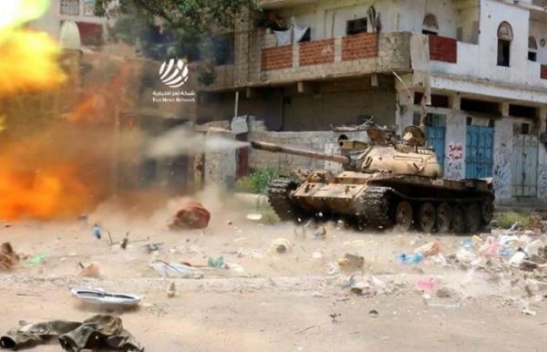 معارك عنيفة شمال تعز ومقتل وإصابة العشرات من عناصر المليشيات الانقلابية