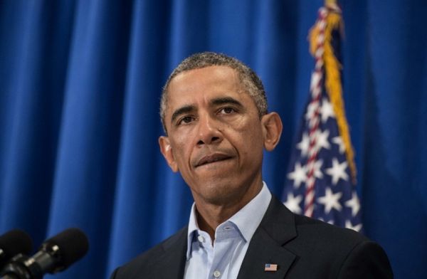 أوباما يعلن موقفه من قرار حظر دخول اللاجئين.. ماذا قال؟