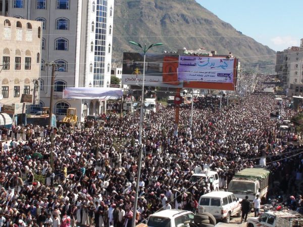 كيف أثر العامل الدولي على ثورة فبراير في اليمن؟ (تحليل)