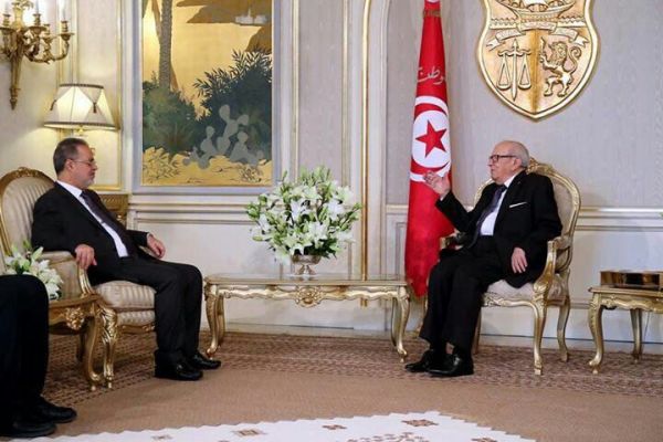 الرئيس التونسي يؤكد دعم بلاده لجهود الحكومة الشرعية في اليمن واستعادة الدولة