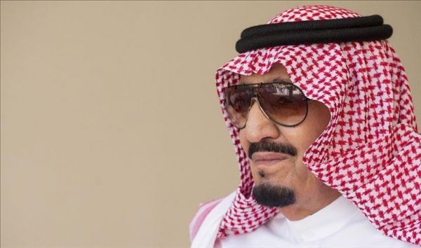العاهل السعودي يغادر الرياض في أول جولة آسيوية منذ توليه الحكم