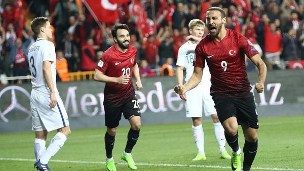 تركيا تحقق انتصارها الثاني في تصفيات المونديال