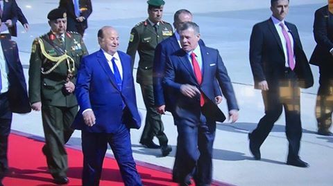 الرئيس هادي يصل الأردن للمشاركة في القمة العربية الـ28