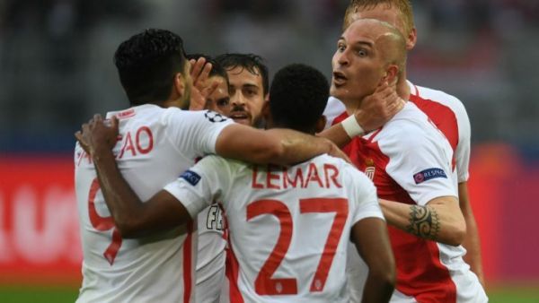 موناكو يقترب من نصف نهائي أبطال أوروبا بفوزه على بروسيا دورتموند