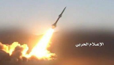 مليشيات الحوثي تقول إنها أطلقت ثلاثة صواريخ باتجاه السعودية