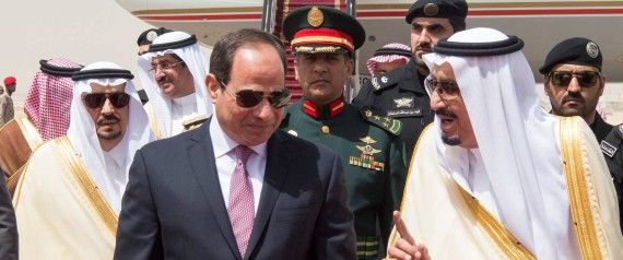 هذا ما دار بين السيسي والملك سلمان في زيارته الأولى للسعودية بعد عام من توتر العلاقات