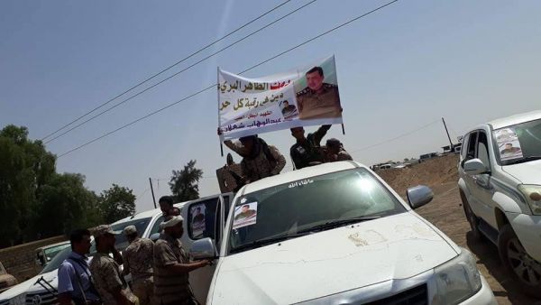 تشييع جثمان قائد شرطة إب بعد 100 يوم من مقتله بمأرب (صور)