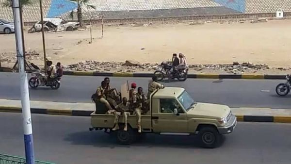 قوات سودانية تصل مدينة المكلا (صور)