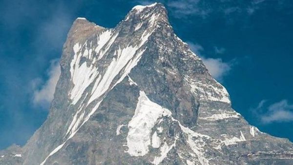 هندية تتسلق جبل إيفرست مرتين في أقل من أسبوع
