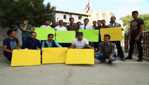 طلاب اليمن في تركيا.. ضحايا انقلاب غولن الفاشل يواجهون السجن والترحيل