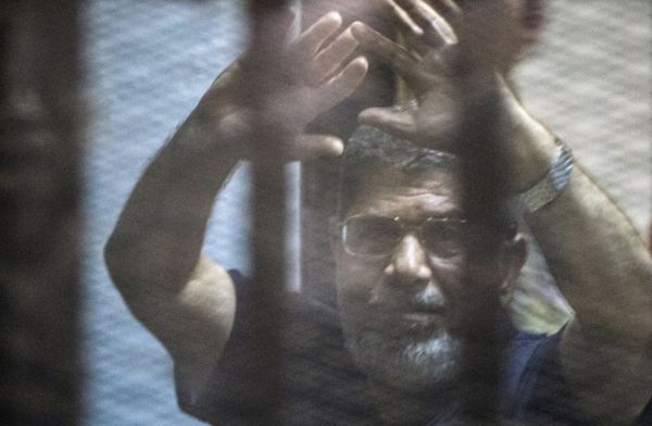 أسرة مرسي تزوره بالسجن لأول مرة منذ أربع سنوات