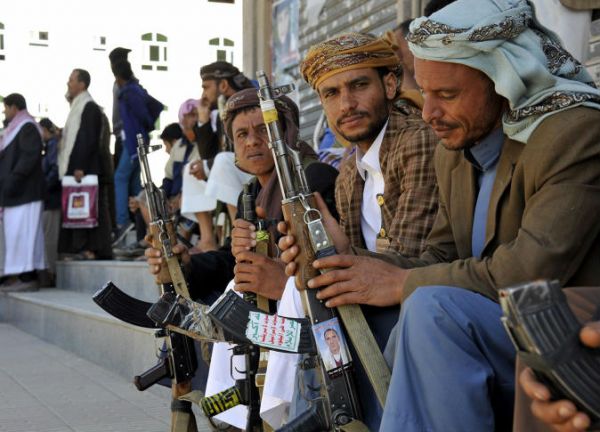 الكشف عن اختطاف وتعذيب وإعدام ثلاثة رجال على يد مليشيا الحوثي والمخلوع