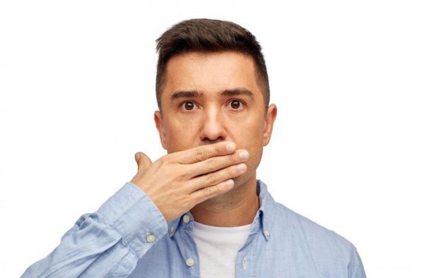 كيف تقضي على رائحة الفم الكريهة أثناء الصوم؟