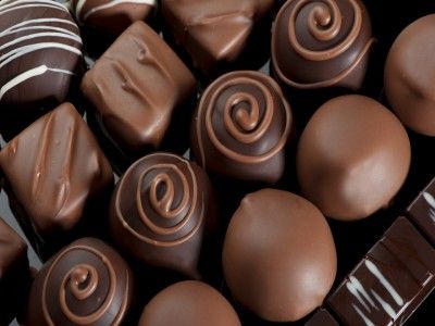 الشوكولاتة تقي كبار السن من التدهور المعرفي والإدراكي