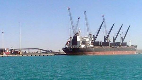 مسؤول أمريكي: إيران تمثل تهديداً حقيقياً للملاحة في البحر الأحمر