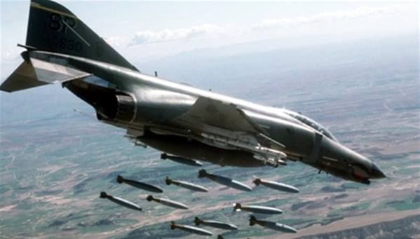 طائرات التحالف العربي تقصف مواقع عسكرية في صنعاء