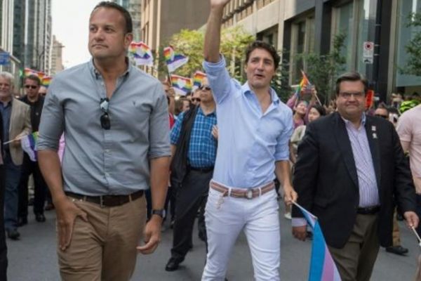 رئيس الأركان الكندي يشارك في مسيرة للمثليين في سابقة تاريخية