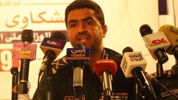 نائب وزير داخلية الانقلاب في صنعاء يلوح باعتقال نجل صالح