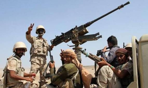 غارات للتحالف العربي تقتل العشرات من الحوثيين قرب الحدود اليمنية