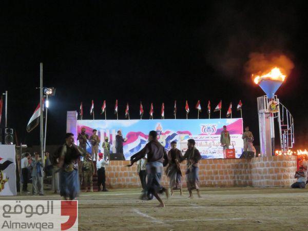احتفالات جماهيرية في مأرب ورئيس هيئة الأركان يوقد شعلة ثورة سبتمبر (صور)