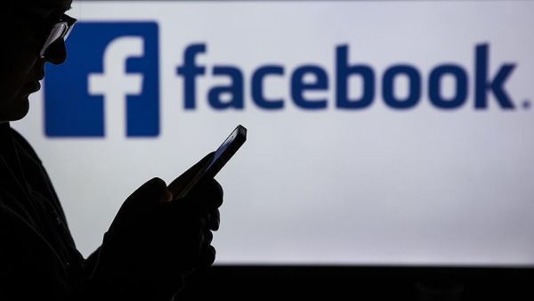 فيسبوك تطلق خدمة لطلب وتوصيل الطعام في أمريكا