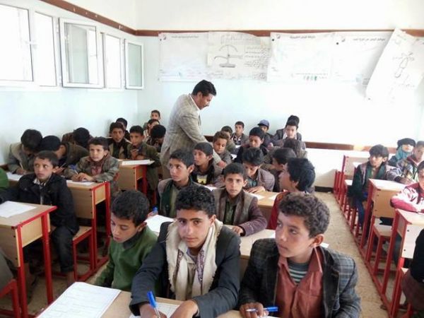 ذمار.. مساعٍ للحوثيين لوقف العملية التعليمية في المدارس الخاصة
