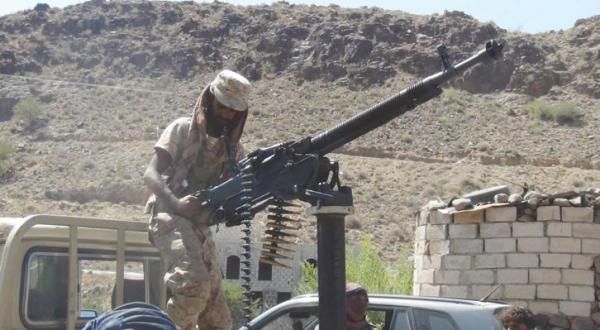 قيادي عسكري: الجيش أعاد تمركزه في مرتفعات محافظة لحج