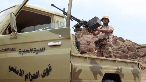 المهرة.. وحدات من الجيش تعتقل مجموعة مسلحة تابعة لعيدروس الزبيدي