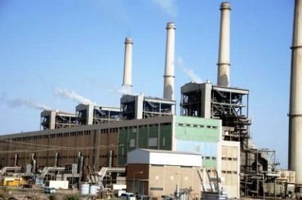 خدمة الكهرباء تعود لمدينة مأرب بعد توقف المحطة الغازية لساعات