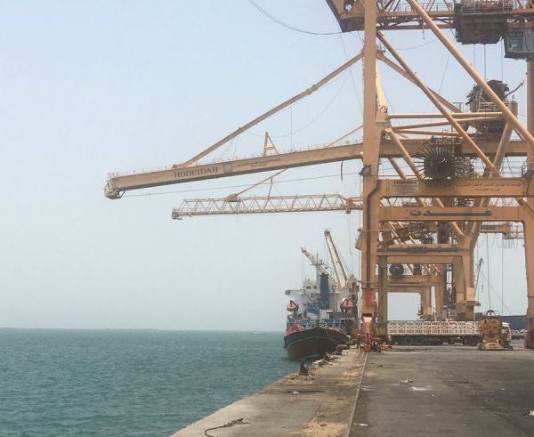 إدارة موانئ البحر الأحمر تنفي فتح ميناء الحديدة
