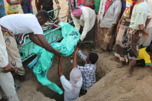 منظمة أممية: أطنان من الدواء والاغاثة لاتزال في جيبوتي ولم نستطع إدخالها لليمن
