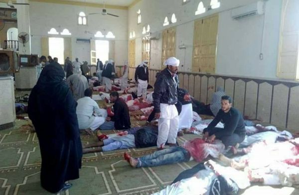 235 قتيلا بتفجير مسجد بسيناء وإعلان الحداد لثلاثة أيام