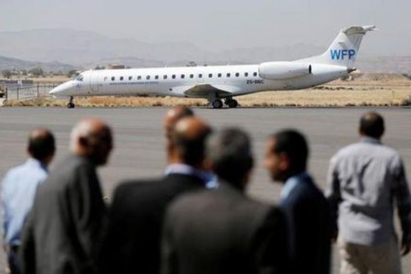 الأمم المتحدة: موظفو الإغاثة يعودون لليمن عبر مطار صنعاء غداً السبت لكن بدون مساعدات