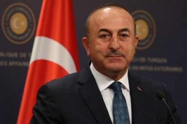 وزير خارجية تركيا: روسيا وإيران وتركيا ستحدد معا المشاركين في محادثات سوريا
