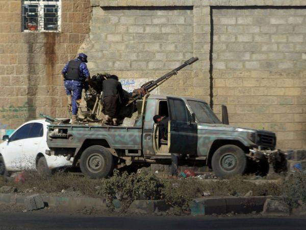 مواجهات عنيفة في صنعاء ومناشدات لإنقاذ السكان