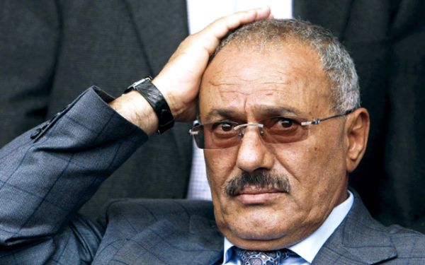 مصدر خاص: الحوثيون دفنوا صالح في سجن الشرطة العسكرية بصنعاء وعاملوه مثل جثة زعيمهم