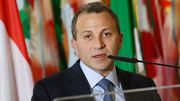 وزير خارجية لبنان يدعو إلى فرض عقوبات اقتصادية على أمريكا