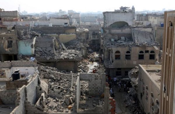 مقتل عشرات الحوثيين والمدنيين بغارات للتحالف في الحديدة