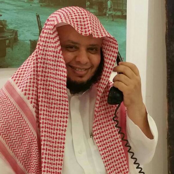 عدن ..مقتل شخص بانفجار عبوة ناسفة أمام منزل الشيخ صلاح الشيباني في دار سعد