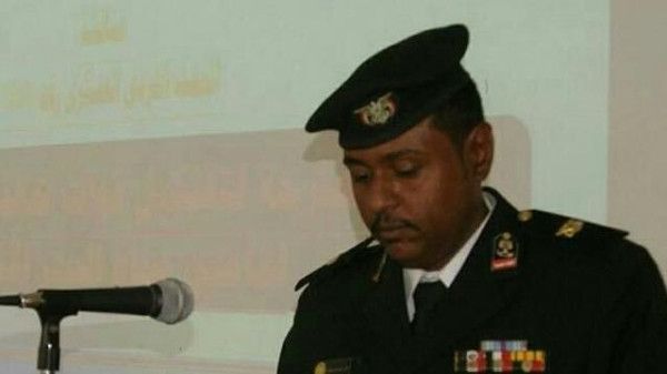 قائد عسكري ينشق عن ميليشيا الحوثي ويلتحق بالشرعية