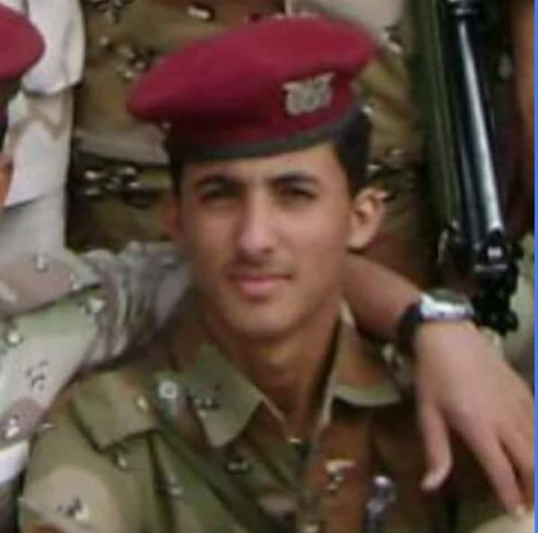 تعز.. مقتل جندي بالجيش الوطني وإصابة ثلاثة آخرين برصاص قناص حوثي