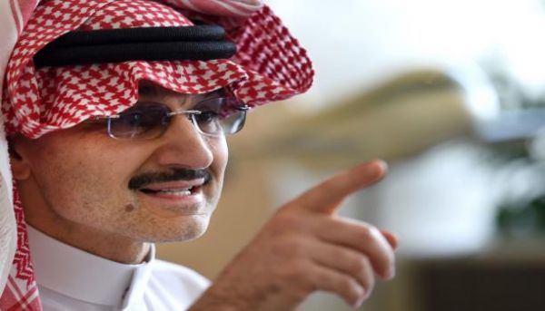 مسؤول سعودي: الوليد بن طلال يجري محادثات تسوية محتملة للإفراج عنه